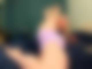 AnnaDelos's Live Sex Cam Show