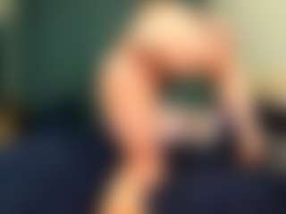 AnnaDelos's Live Sex Cam Show