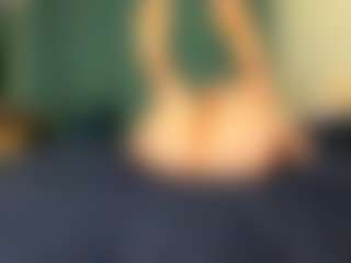 AnnaDelos's Live Sex Cam Show