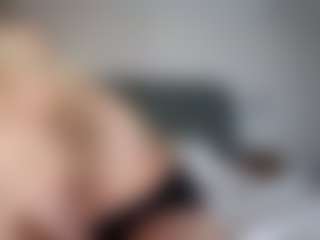 AnnaDelos's Live Sex Cam Show