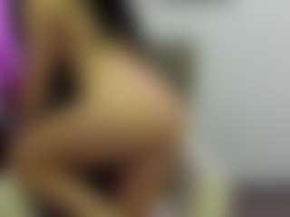 myadeluxe's Live Sex Cam Show