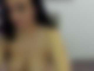 myadeluxe's Live Sex Cam Show