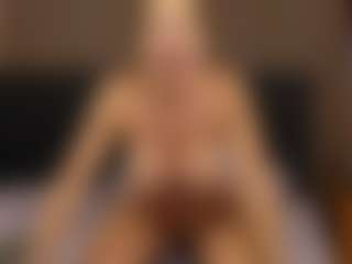 AdelaVibe's Live Sex Cam Show