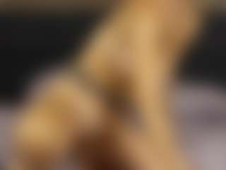AdelaVibe's Live Sex Cam Show