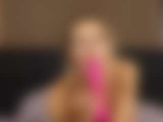 AdelaVibe's Live Sex Cam Show