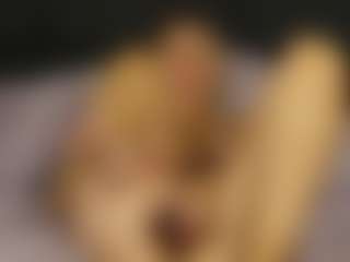 AdelaVibe's Live Sex Cam Show