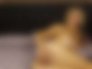 AdelaVibe's Live Sex Cam Show