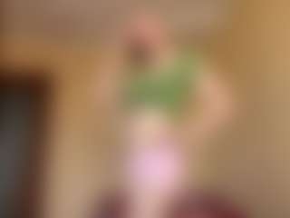 Live cam show with ApoloniaKlan - Strip on Camsoda