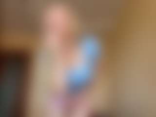 Live cam show with ApoloniaKlan - Athletic Young Adult on TeamSkeetLive