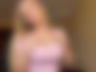 Live cam show with ApoloniaKlan - Spank Blonde Hair on live.xbliss.ai