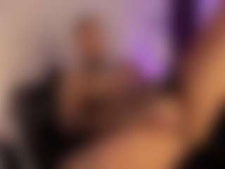 CrismontX's Live Sex Cam Show
