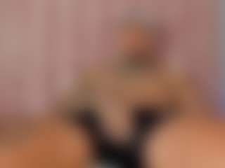 Live cam show with CrismontX - Blowjob on dropp.cam