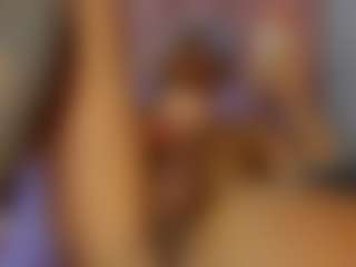 Spettacolo in cam dal vivo con CrismontX - Ukrainian su Camsoda | colombia