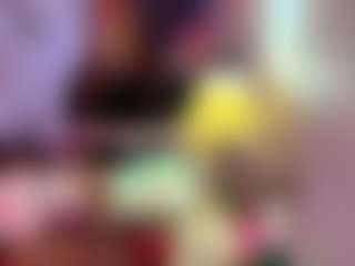 MidnightMira's Live Sex Cam Show