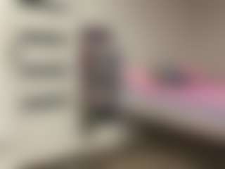 Kira Kinstler's Live Sex Cam Show