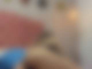 thin-alisson-becker's Live Sex Cam Show