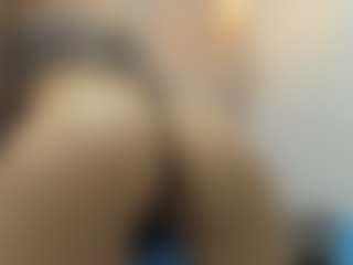 thin-alisson-becker's Live Sex Cam Show