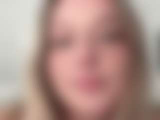 troubleinlace's Live Sex Cam Show
