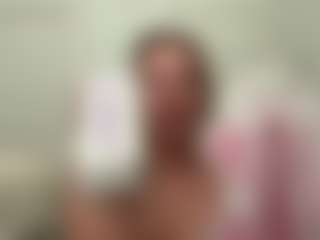 troubleinlace's Live Sex Cam Show