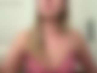 troubleinlace's Live Sex Cam Show