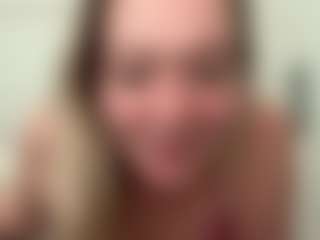 troubleinlace's Live Sex Cam Show