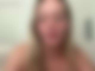 troubleinlace's Live Sex Cam Show