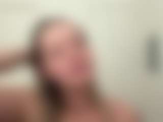 troubleinlace's Live Sex Cam Show