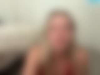 troubleinlace's Live Sex Cam Show