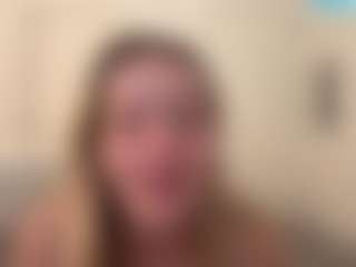 troubleinlace's Live Sex Cam Show