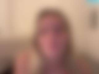 troubleinlace's Live Sex Cam Show