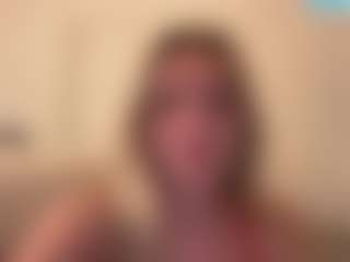 troubleinlace's Live Sex Cam Show
