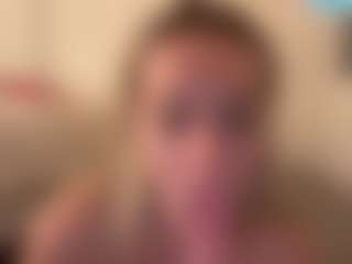 troubleinlace's Live Sex Cam Show