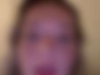 troubleinlace's Live Sex Cam Show