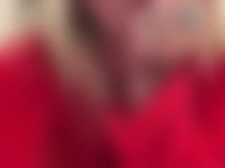 troubleinlace's Live Sex Cam Show