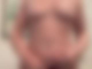 troubleinlace's Live Sex Cam Show