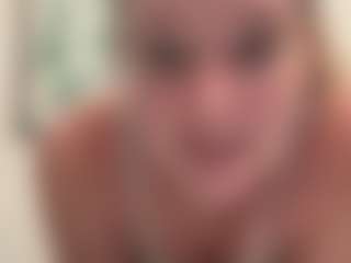 troubleinlace's Live Sex Cam Show