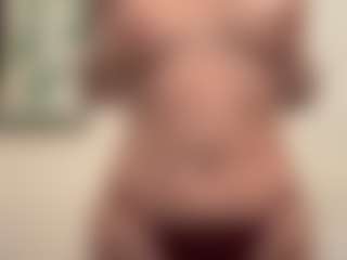troubleinlace's Live Sex Cam Show