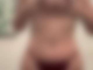 troubleinlace's Live Sex Cam Show