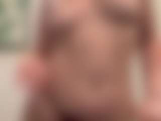 troubleinlace's Live Sex Cam Show