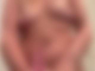 troubleinlace's Live Sex Cam Show