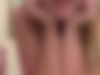 troubleinlace's Live Sex Cam Show