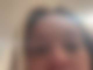 troubleinlace's Live Sex Cam Show