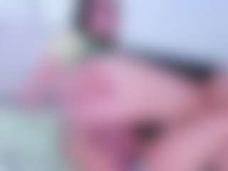 Live cam show with aurora-spark - Brown Eyes Brown Hair on Milfs Live