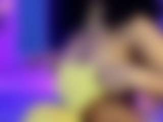 lucie-petite's Live Sex Cam Show