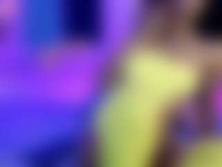 lucie-petite's Live Sex Cam Show