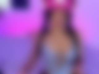 Live cam show with lucie-petite - Spank Mature on luckytryst.com
