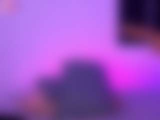 Show de cam en vivo con lucie-petite - Blowjob en Camsoda