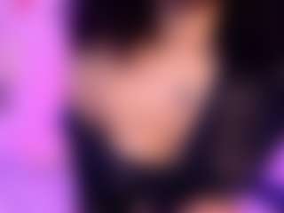 lucie-petite's Live Sex Cam Show
