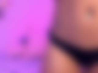 lucie-petite's Live Sex Cam Show