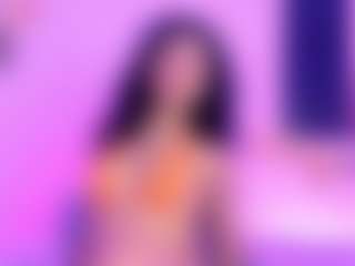 lucie-petite's Live Sex Cam Show
